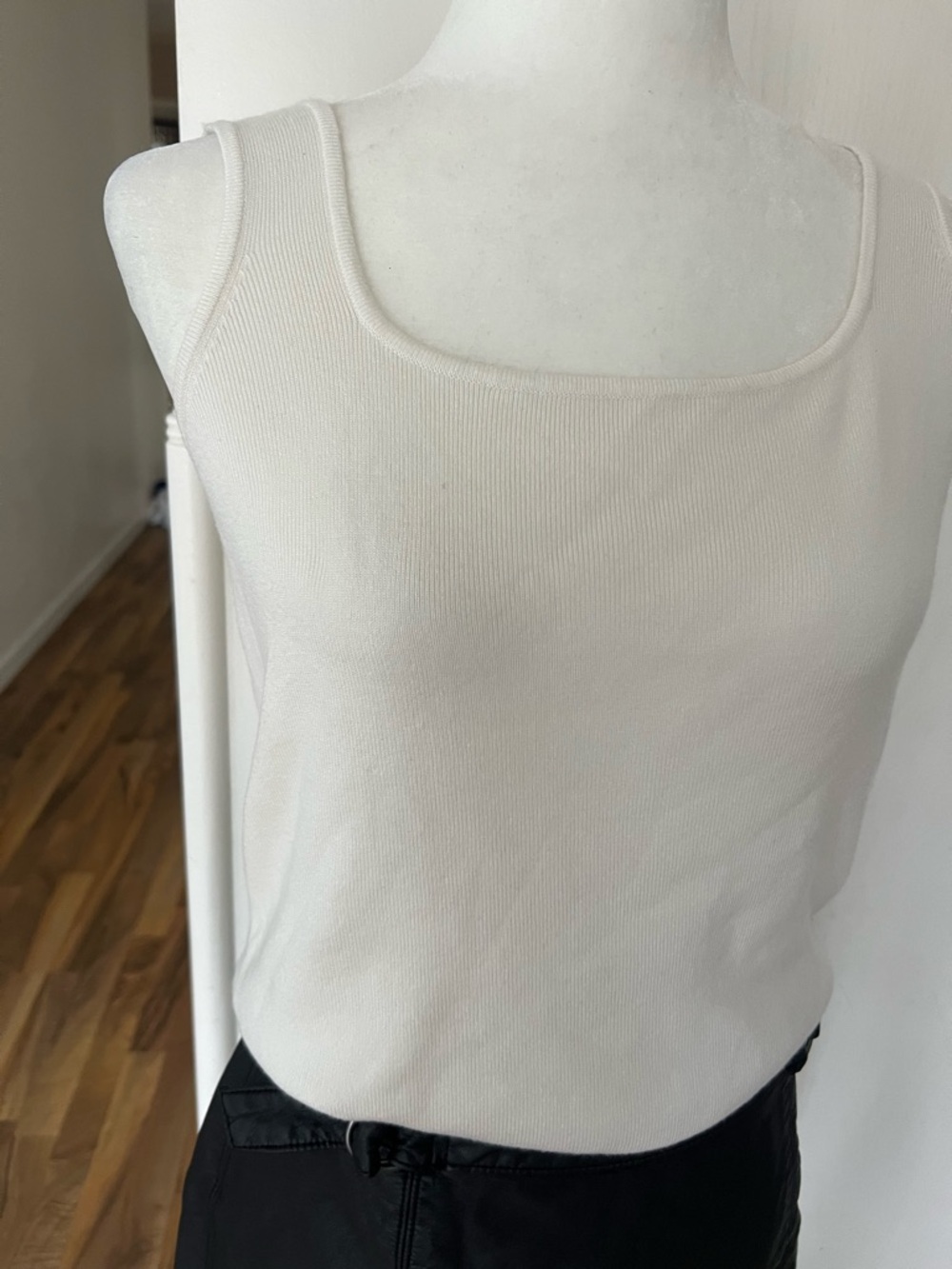 Calvin Klein Knit Square-Neck Tank, 90s Style Preppy, Neutral Layering, Large